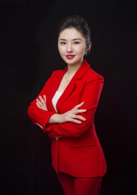 田彩霞